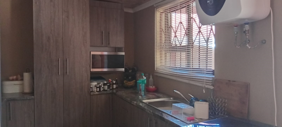 To Let 6 Bedroom Property for Rent in Sasolburg Ext 4 Free State